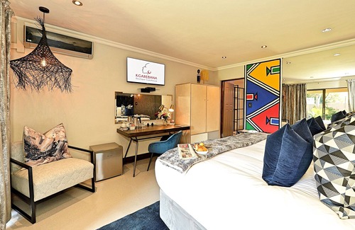 Thembisile House | Kgarebana Boutique Guesthouse