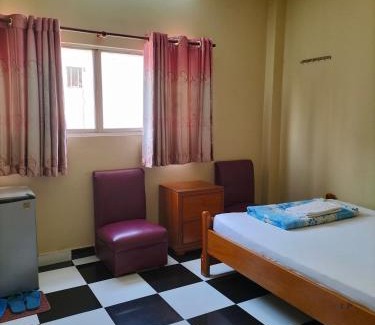 Binh Thanh Hotel | KHÁCH SẠN HỒNG ĐÀO