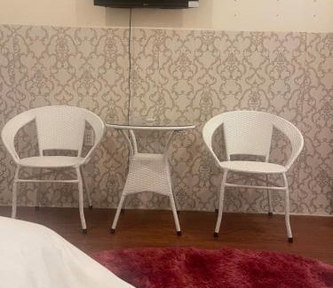Bau Bang Hotel | Khách sạn Hồng Ngọc