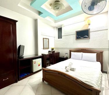 Tan Phu District Hotel | khách sạn Kim Long