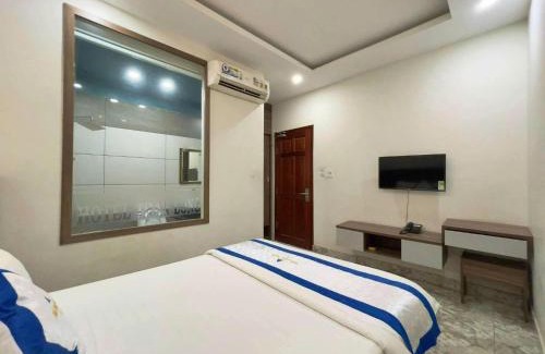 District 12 Hotel | Khách Sạn Trần Long
