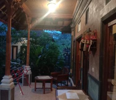 Sidemen Bed & Breakfast | Khailash Warung and Home Stay