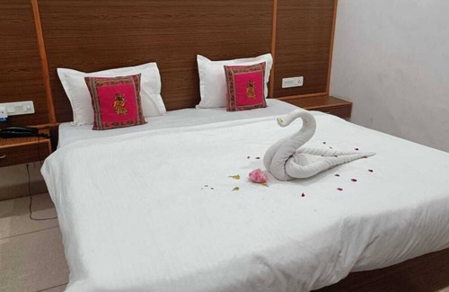 Chhatarpur Resort | Khajuraho Holiday Resorts