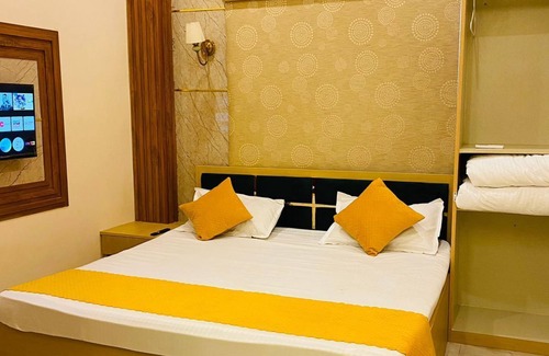 Varanasi Apartment | Khajuri Colony