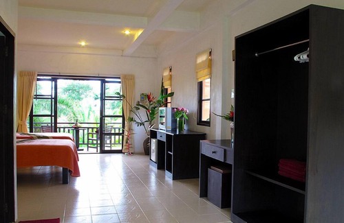 Khuekkhak Hotel | Khaolak Palm Hill Resort