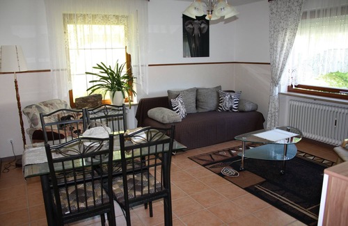 Weiler-Simmerberg Apartment | Khaya Ilanga, Apartment Nyala