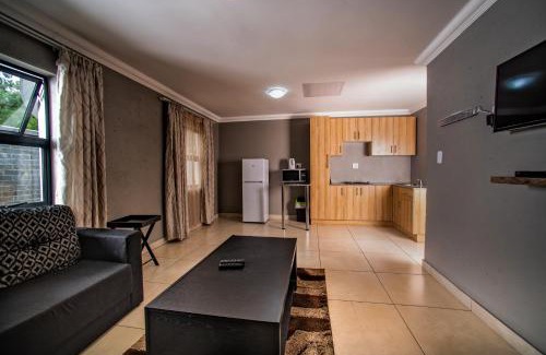 Standerton Bed & Breakfast | Khayalami Hotel - Standerton