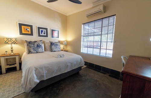 Schoemansville House | Khayamanzi Guesthouse