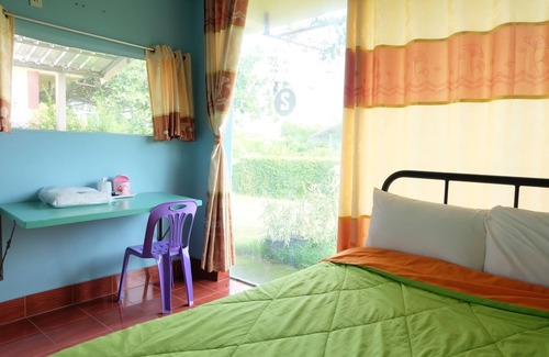 Sakon Nakhon Hotel | Khuan Pron Holiday Home