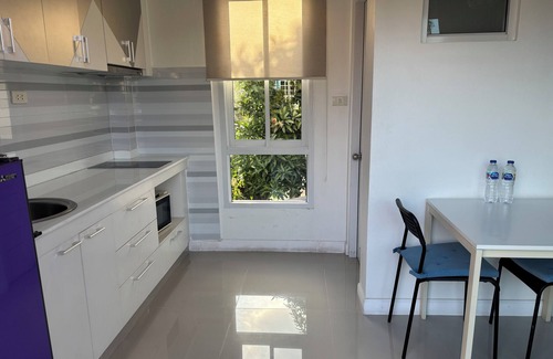 Na Kluea Villa | khun mai villa