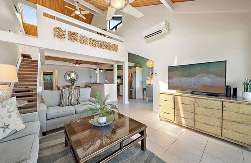 Kahana Condo | KHV 34 Direct Ocean Front Views 2BD Kahana Condo