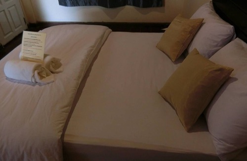 Santi Suk Hotel | Kiangphu Resort