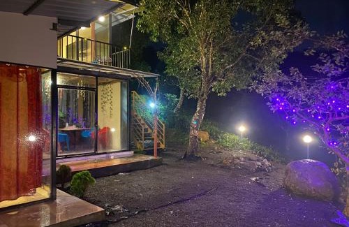 Pirmed House | Kians Home Glass Villa