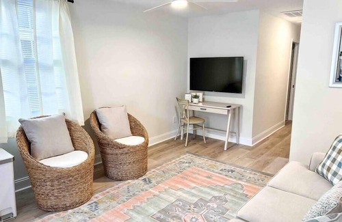 Harleston Village Condo | Kick back and relax in this calm, stylish space