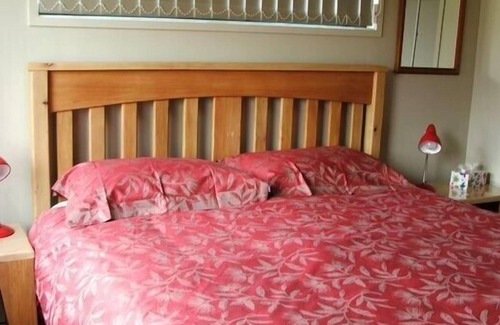 Matarangi Cottage | Kick Back on Karaka - Matarangi Holiday Home