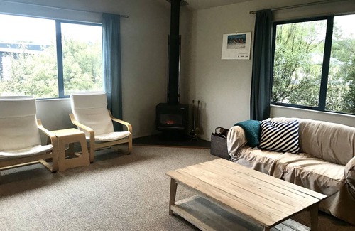 Cooks Beach House | Kick back & relax at Cooks Beach