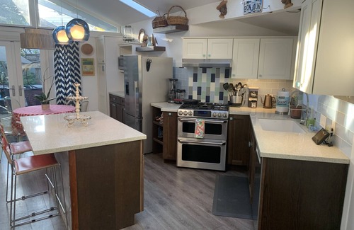 Rio del Mar House | Kick off the New Year with a Birthday Beach stay! Hot tub included!