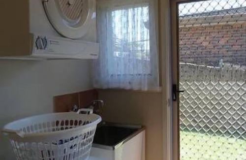 Forster House | KICKBACK BEACH SHACK @FORSTER - Walk to One Mile Beach !