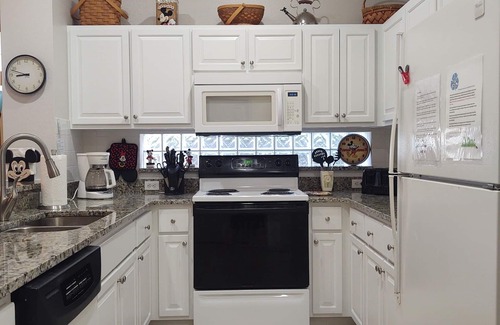 Sunset Lakes House | Kid Friendly Home W/Pool in Gated Community,10 Min. to Disney