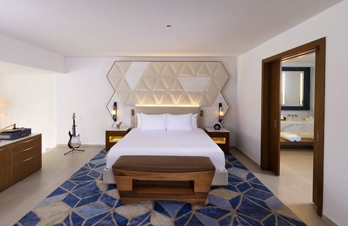 Punta Cana Hotel | Kid-Friendly Punta Cana Resort with On-Site Water Park & Kids Pool | 2 Units