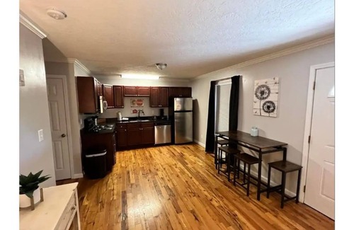 Guntersville House | Kid-Friendly Townhouse Near Lake & Sports Complex