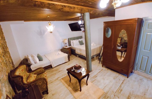 Ayvalik City Center House | Kidoni Macaron Guesthouse
