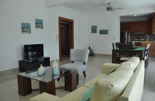 La Esplanada Condo | KIDS-FRIENDLY LUXURY CONDO WITH POOL IN CENTRAL SOSUA