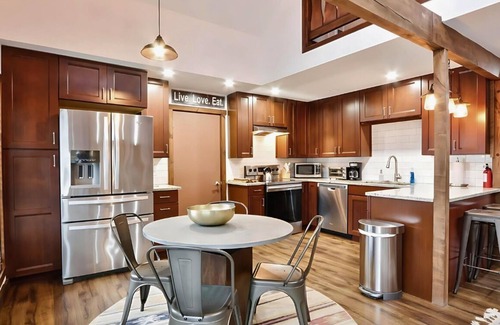 Albrightsville Ski Chalet | Kids under 4 free, Great Wolf, Camelback, Kalahari