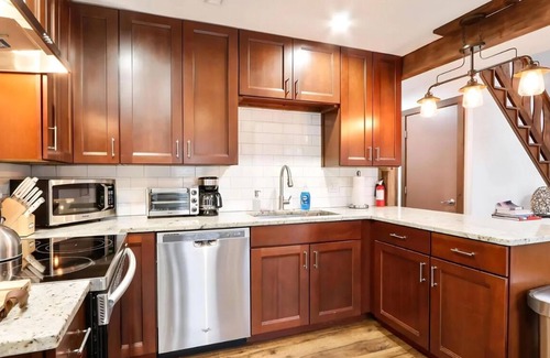 Albrightsville Ski Chalet | Kids under 4 free, Great Wolf, Camelback, Kalahari