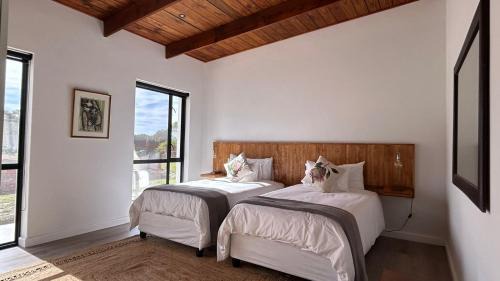 Gansbaai House | Kiepersol