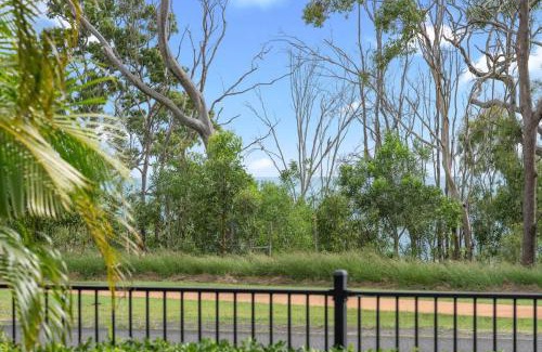 Point Vernon House | Kiesha House Beachfront Serenity