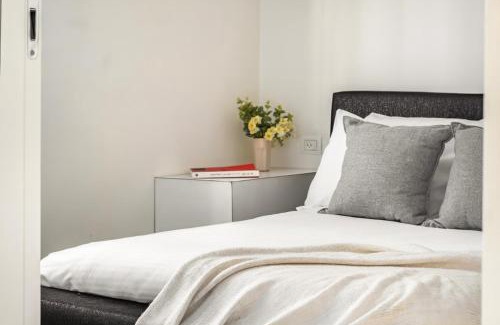 Tel Aviv Apartment | Kikar Hamedina Charming Stay by Sea N Rent