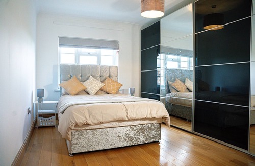 Fortune Green Apartment | Kilburn Lighthouse Apartment