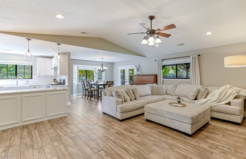Redding House | Kildare Place | Cozy Comfortable Peaceful