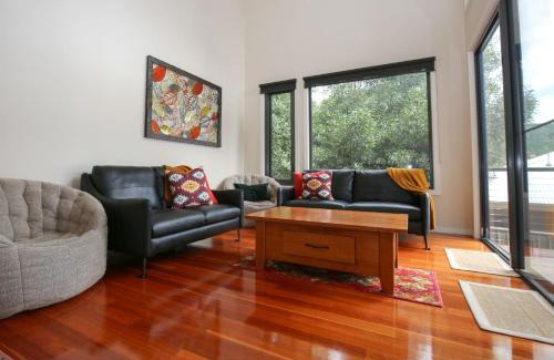 Bright House | Kilfinan