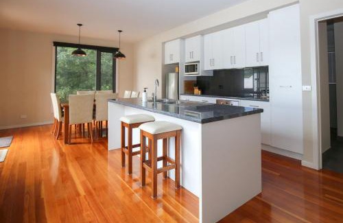 Bright House | Kilfinan