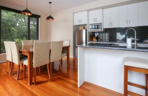 Bright House | Kilfinan