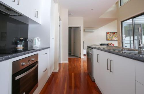 Bright House | Kilfinan