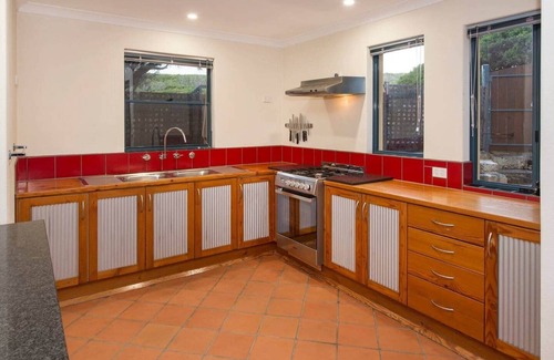 Gnarabup House | Kilifi Beach House - Your Margaret River Home.