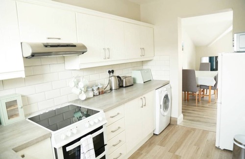 Killarney House | Killarney Town Center