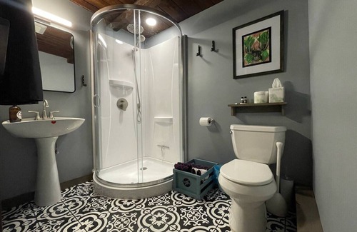 Waterbury Cabin | Killington - Grunberg Haus Inn & Cabins