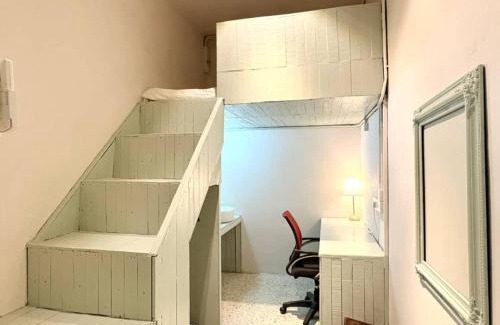 Downtown George Town Hotel | Kim Haus Loft
