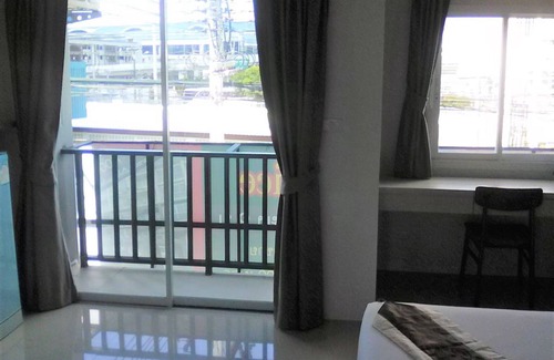 Mai Khao Hotel | Kim Lung Airport Hotel