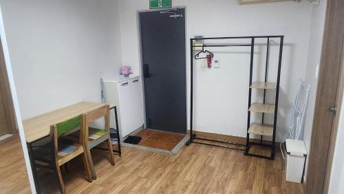 Seochon Apartment | Kiman09