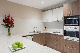 St. Kilda East Hotel | Kimberley Gardens Hotel, Serviced Apartments and Serviced Townhouses