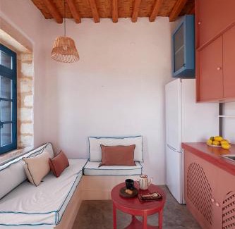 Psathi House | Kimolos View