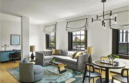 Central Business District Hotel | Kimpton Hotel Fontenot by IHG