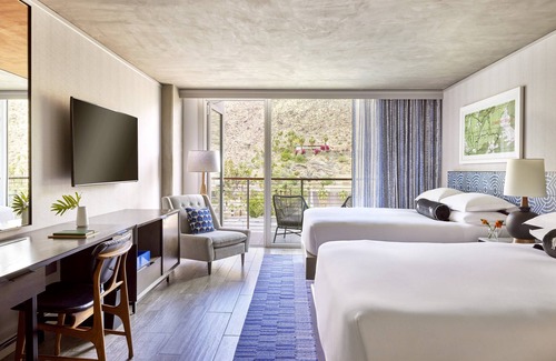 Downtown Palm Springs Hotel | Kimpton Rowan Palm Springs Hotel by IHG