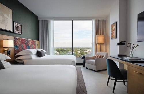 Downtown San Antonio Hotel | Kimpton Santo San Antonio - Riverwalk by IHG