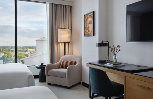 Downtown San Antonio Hotel | Kimpton Santo San Antonio - Riverwalk by IHG